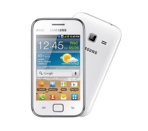 www.girafa.com.br/imagens/Telefonia/Celulares/11631-1340910049-smartphone-galaxy-ace-duos-s6802-branco-dual-chip-android-2-3-5mp-gps-mp3-3gb-1-preview.jpg