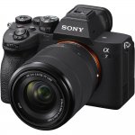 Câmera Fotográfica Digital Sony Alpha 7 IV Mirrorless com Lente FE 28-70mm f/3.5-5.6 OSS Preta